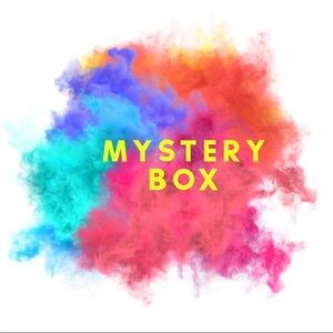 ⭐ Women’s Mystery Bundle | 3–6 Surprise Pieces ⭐